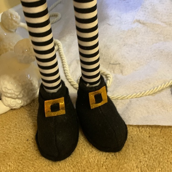 Big Santa Standing Gnome.  NWT - Picture 4 of 8